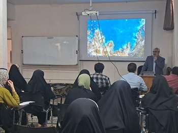 مربیان هلال‌احمر قم به ابزارهای هوش مصنوعی مجهز شدند