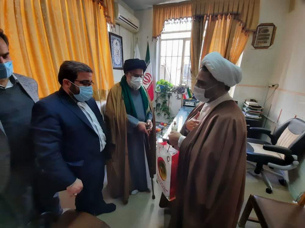 استفاده از ظرفیتها و پتانسیلهای هلال احمر در سوادآموزی مردم