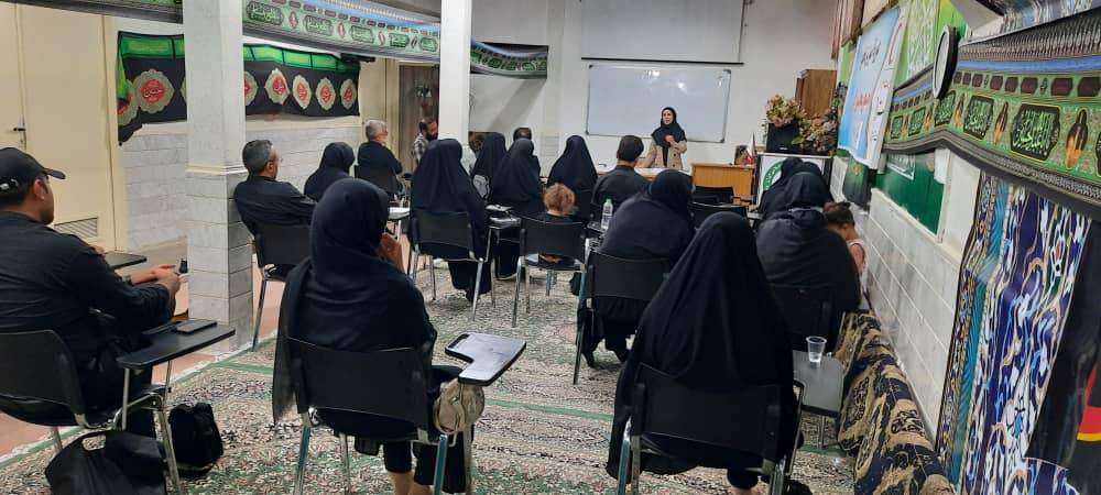 کارگاه آموزشی «نحوه جذب فراگیران در کلاس های درسی» ویژه مربیان هلال احمر قم برگزار شد