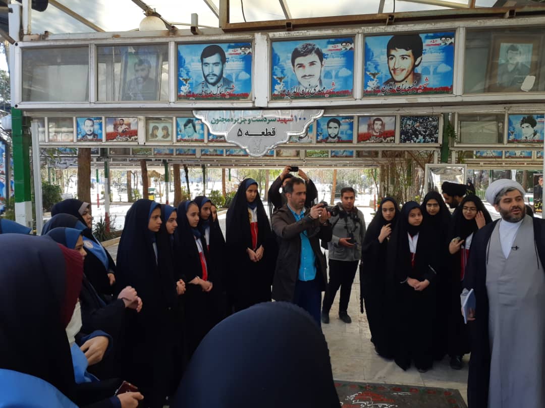 از برگزاری جلسه اعضای شورای کانون دانشجویی تا آغاز تور قمگردی جوانان قم در آغاز دهه فجر