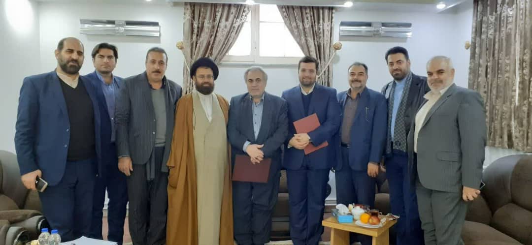 برگزاری نشست اعضای هیات مدیره مجمع خیرین جمعیت هلال احمر استان قم با حضور رئیس سازمان داوطلبان